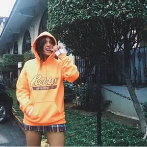 Meet your Posher, Diosa